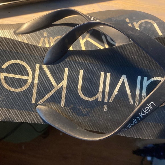 Calvin Klein Men’s Flip Flops - Picture 1 of 3
